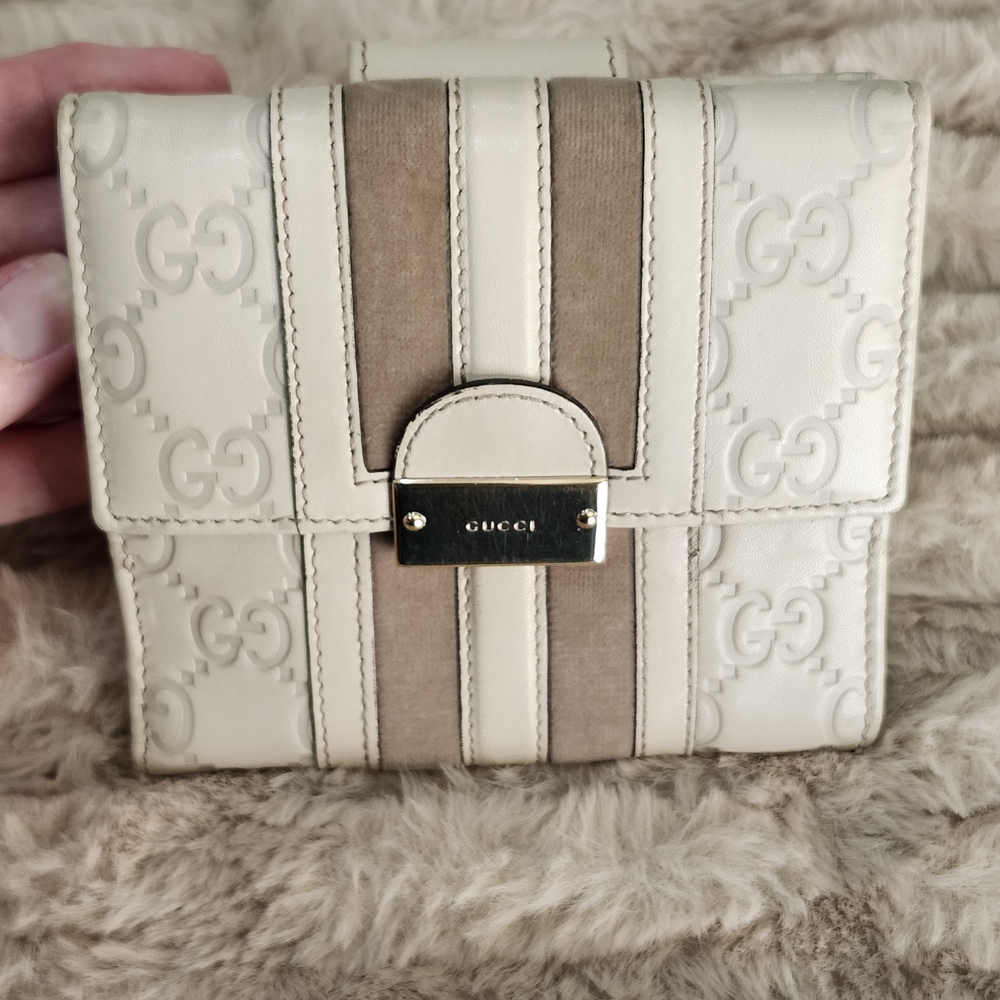 Gucci Cream Leather & Suede Compact Wallet